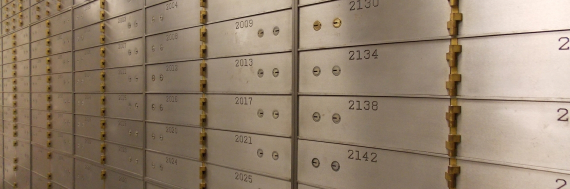 017-safe-deposit-box-1140×475